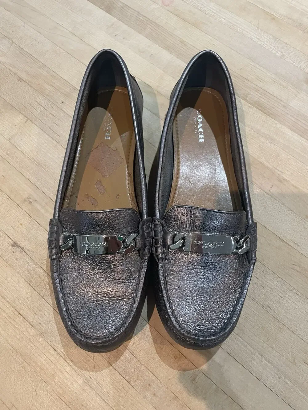 Coach “Olive” Leather Driving Loafers 7.5 Pewter Pebbled Leather Slip On Flats